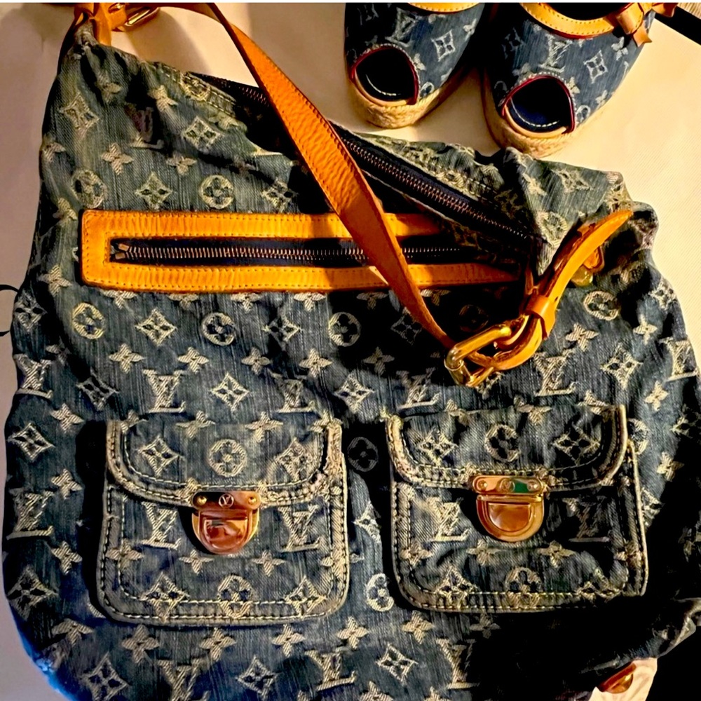 Authentic Monogram Denim Baggy Louis Vuitton GM Handbag Shoulder Bag Purse